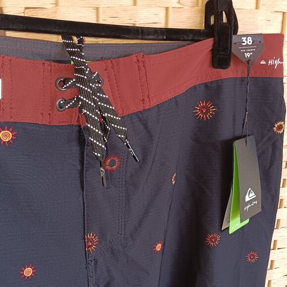 NWT Quiksilver Men's Bathing Suit Board Shorts 19" Velcro Tie L XL Mid Length - Picture 4 of 10